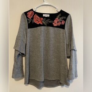 THML Size S Gray Ruffle Sleeve Floral Embroidered Long Sleeve Shirt Top